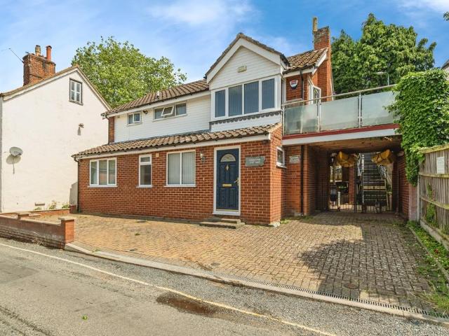 House for sale in Comers, Norfolk
