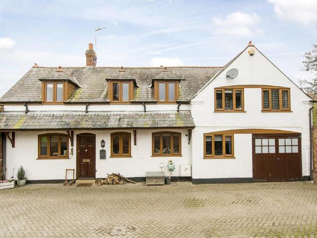 House for sale in Lubenham, Stanford On Avon