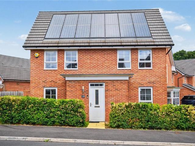 House for sale in Micklefield, West Yorkshire