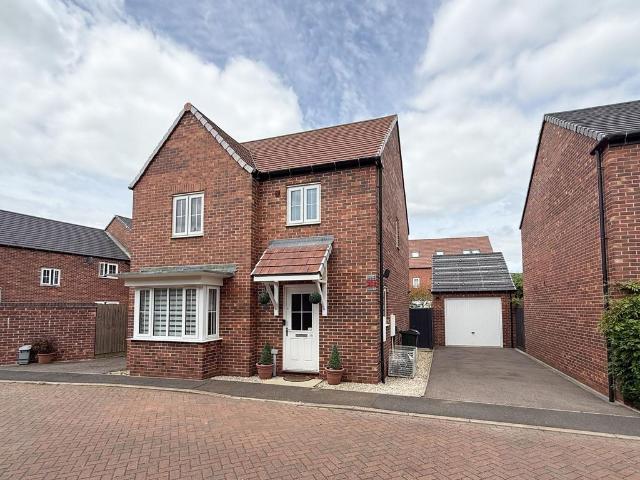 House for sale in Evershot, Oxfordshire