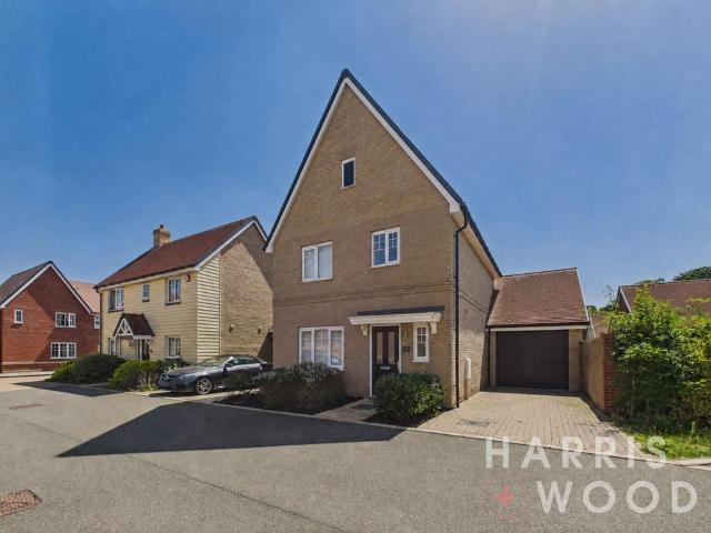 House for sale in Dale Hill, Essex