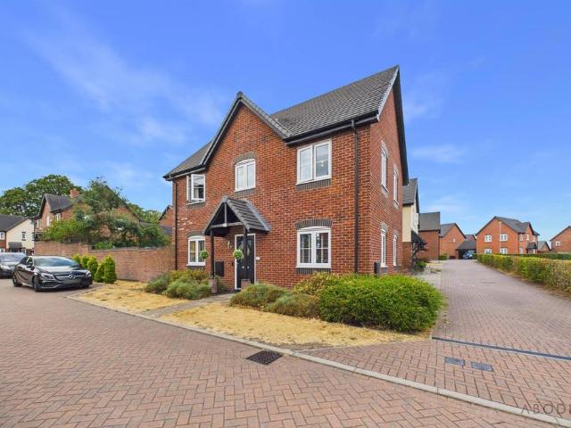 House for sale in The Heath, Beamhurst