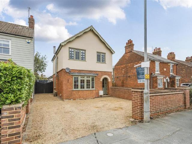 House for sale in Fordham Heath, Essex