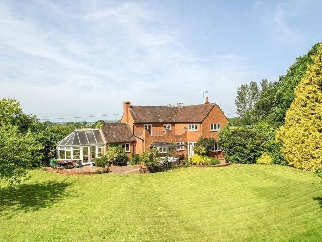 House for sale in Dunley, Forthampton