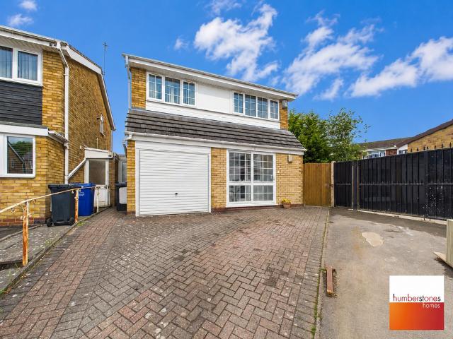 House for sale in Halesowen, West Midlands