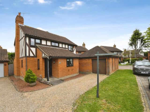 House for sale in North Shoebury, Alton Barnes