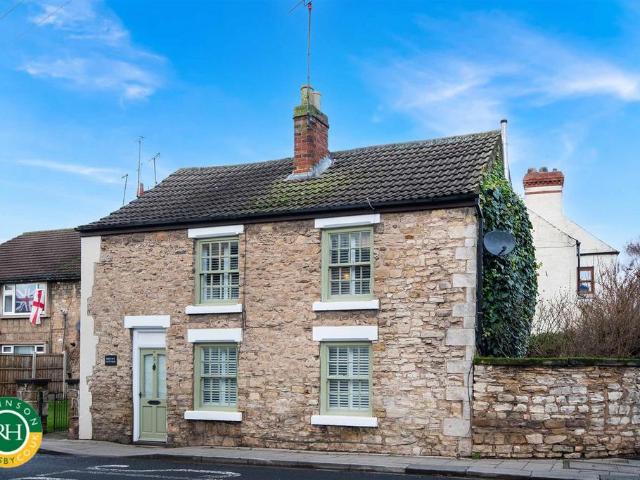 House for sale in Tickhill, South Yorkshire
