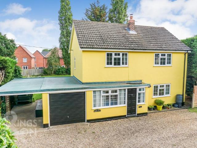House for sale in Crostwick, Norfolk