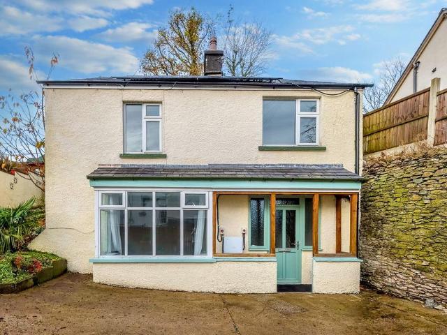 House for sale in Grange-over-sands