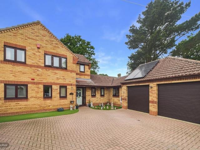 House for sale in Huntingdon, Cambridgeshire