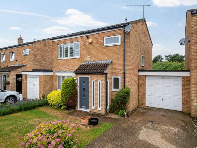 House for sale in Fishers Green, Shephall