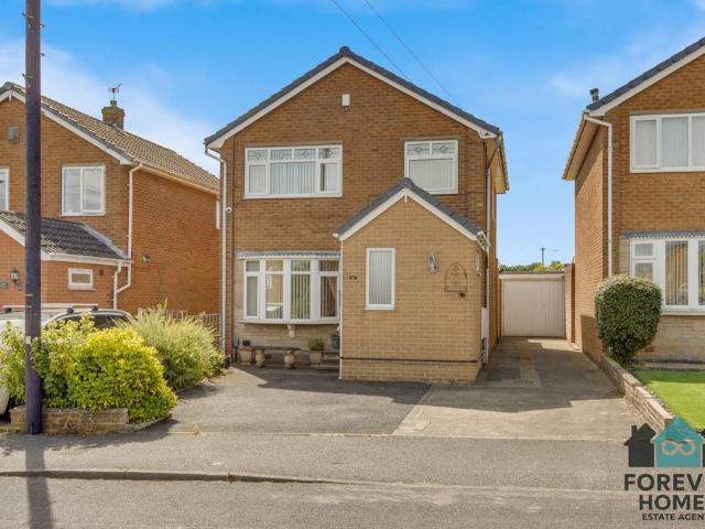 House for sale in Shaw Lands, Pogmoor
