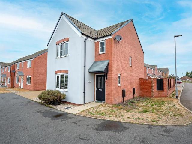 House for sale in Stokesby, Norfolk