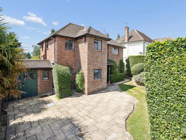 House for sale in Batchworth, Hertfordshire