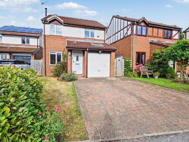 House for sale in Thorner, West Yorkshire