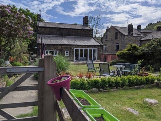 House for sale in Todmorden, West Yorkshire