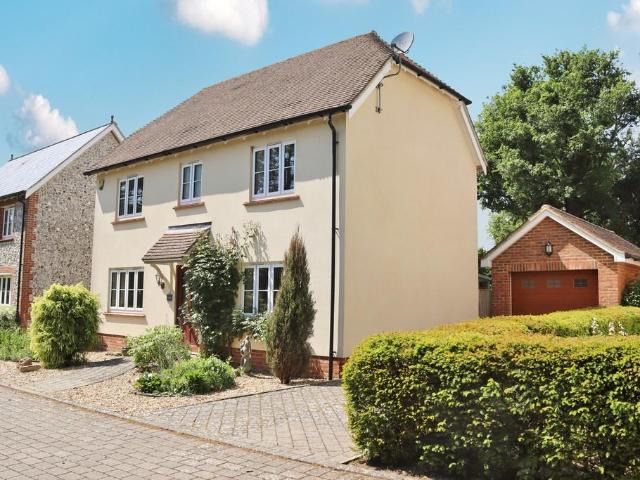 House for sale in Horsham, West Sussex
