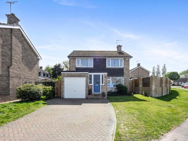 House for sale in Perryfields, West Sussex