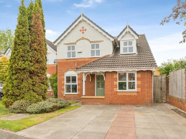 House for sale in Capenhurst, Cheshire