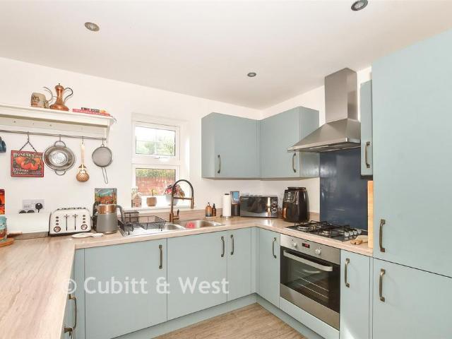 House for sale in Perryfields, West Sussex