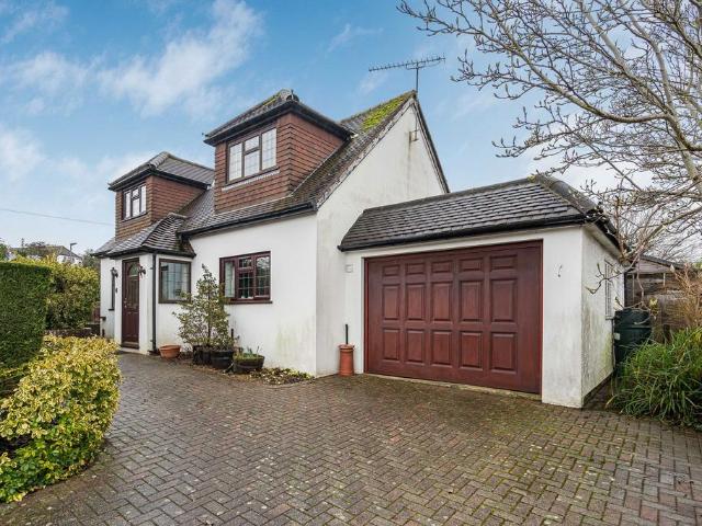 House for sale in Pachesham Park, Surrey