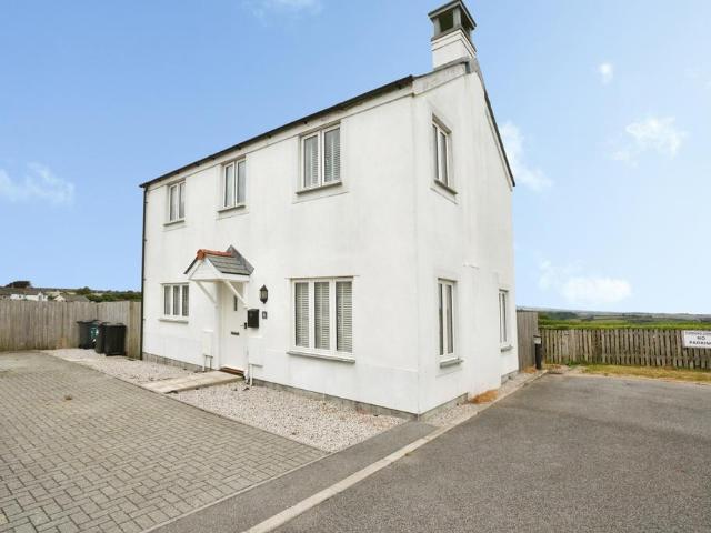 House for sale in Tredinnick, Cornwall