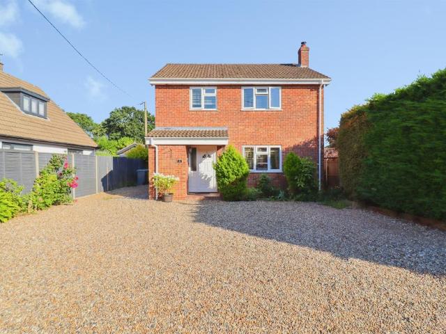 House for sale in New Rackheath, Crostwick