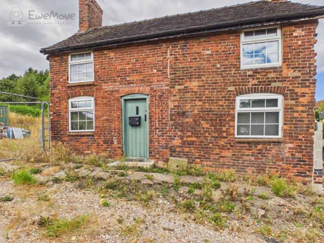 House for sale in Moorgreen, Attenborough
