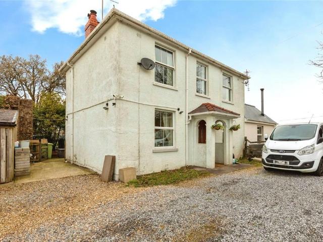 House for sale in Pontyberem, Wales