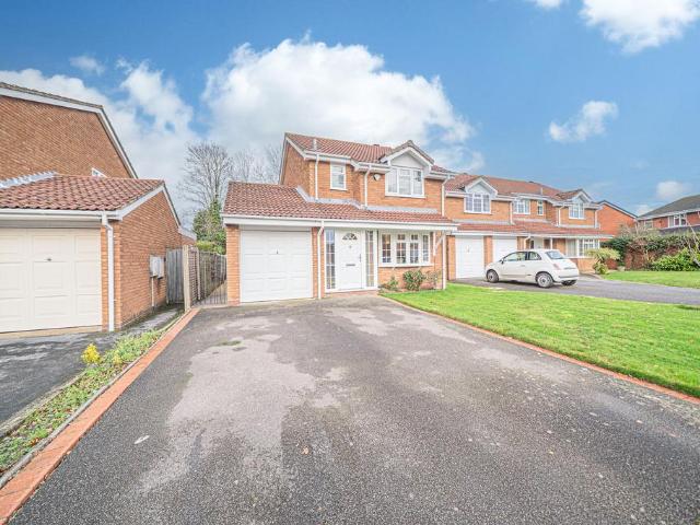 House for sale in Monkspath, West Midlands