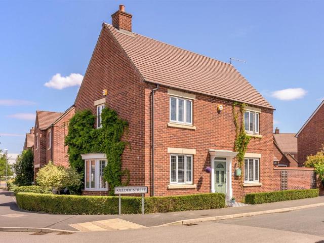 House for sale in Desborough, North Northamptonshire
