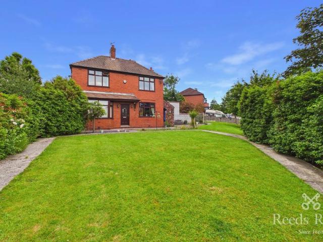 House for sale in Cheetham Fold, Greenheys