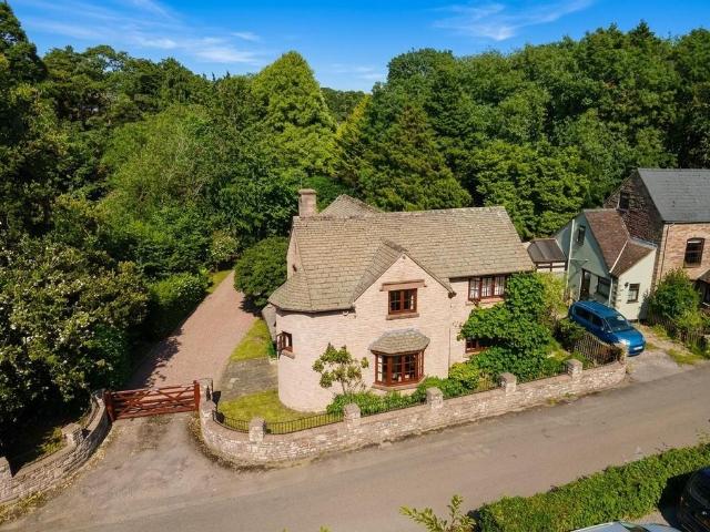 House for sale in Awre, Bromsberrow Heath