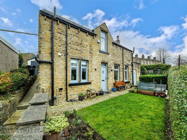 House for sale in Wellhouse, Golcar