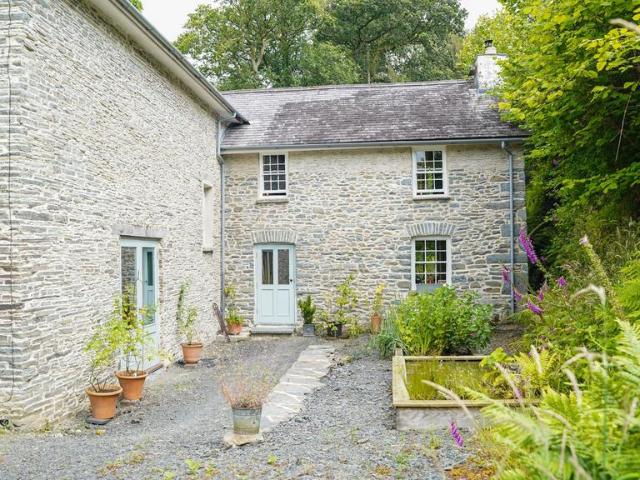 House for sale in Wales
