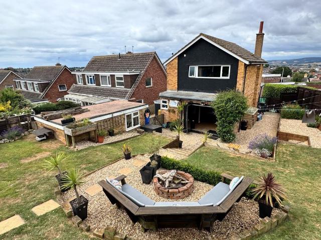 House for sale in Brixington, Budlake