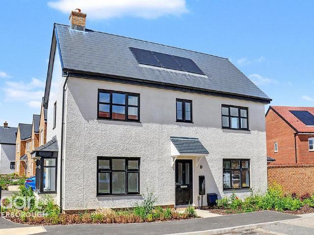 House for sale in Huntingdon, Cambridgeshire
