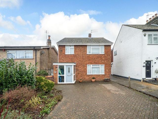 House for sale in Slip End, Bedfordshire