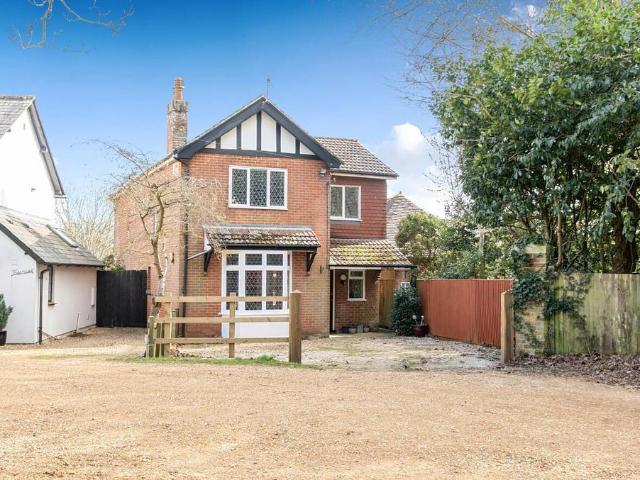 House for sale in Otterbourne, Hampshire