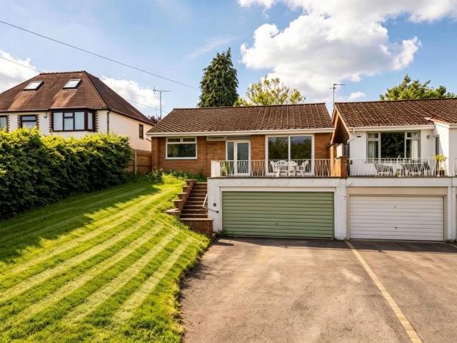 House for sale in Monkspath, West Midlands