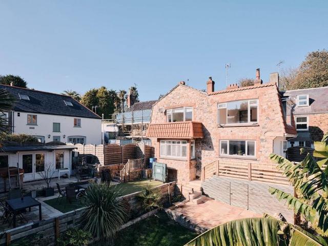 House for sale in St Helier, Greater London