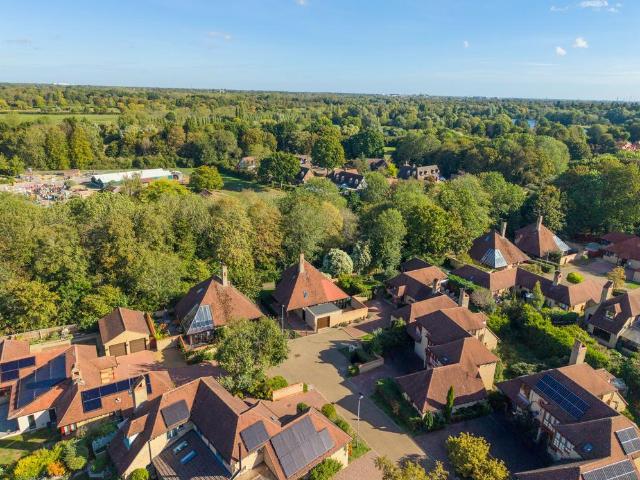 House for sale in Ortongate Centre, Peterborough