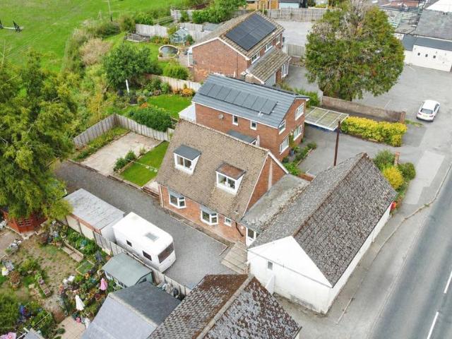 House for sale in Ogbourne Maizey, Ogbourne St Andrew