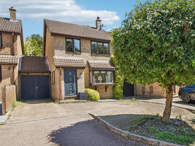 House for sale in Pottersheath, North Hertfordshire