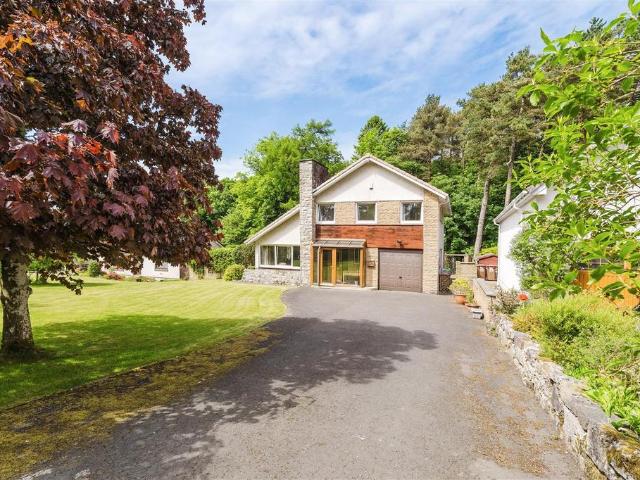 House for sale in Deans