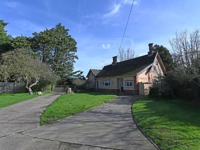 House for sale in Eastbridge, Suffolk