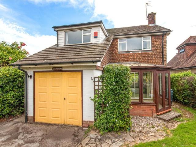 House for sale in The Butts, Kent