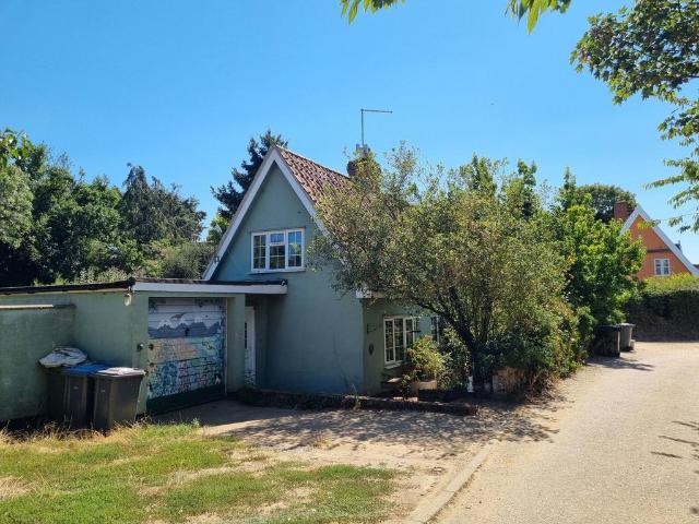 House for sale in Eastbridge, Suffolk