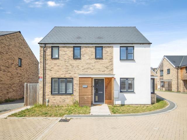 House for sale in Highwoods, Fordham Heath