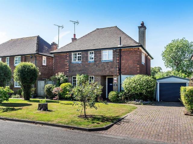House for sale in Pachesham Park, Surrey